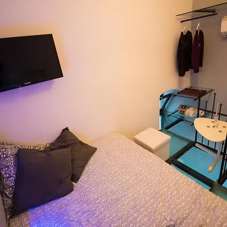 Petros Mini *